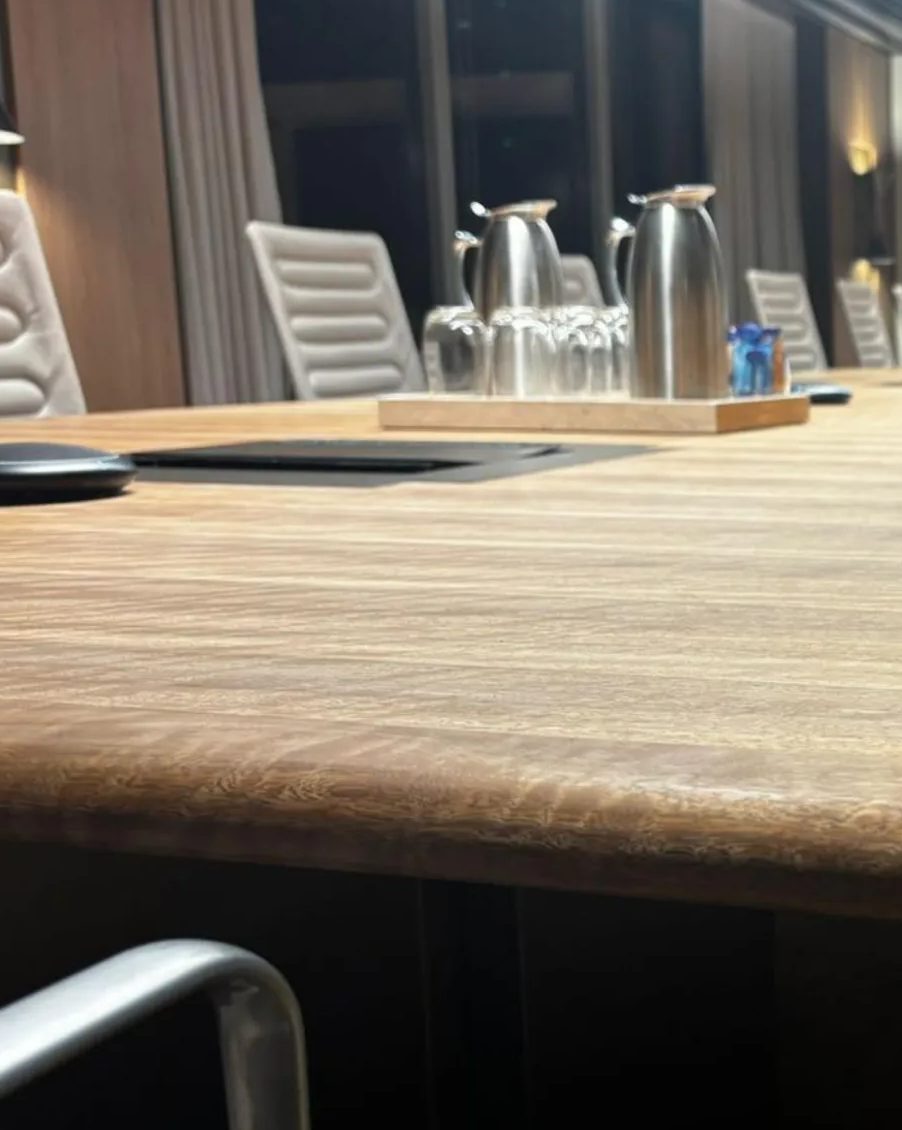 Executive boardroom — Brumme Partners growth advisory